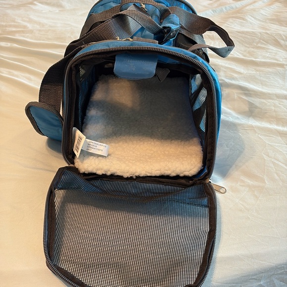 Soft-Sided Pet Carrier Blue Mesh Small Dog Cat Travel Bag 14x11x9 - Picture 2 of 7